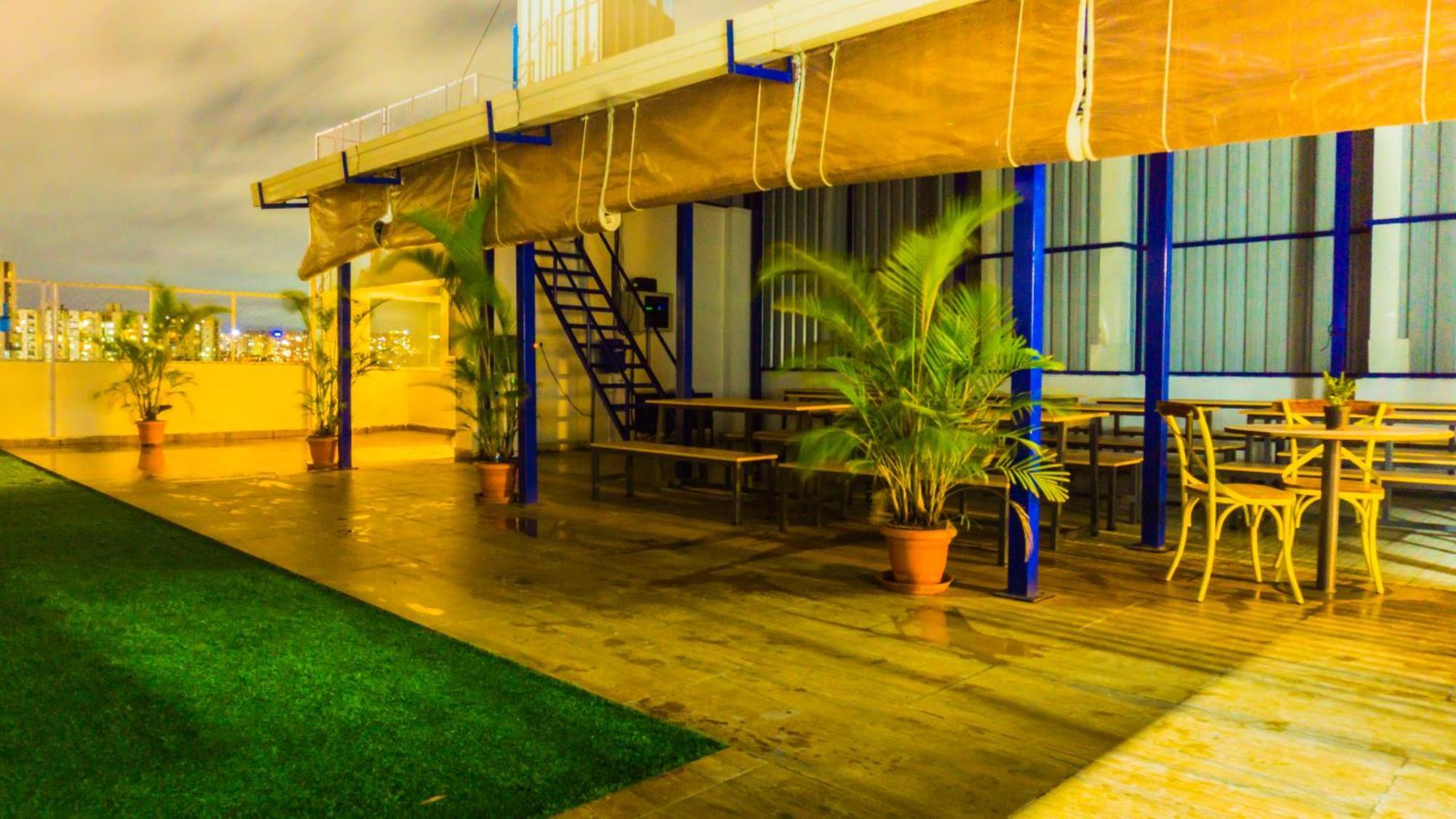 Local Colive Sarjapur Aparthotel Bangalore Exterior foto